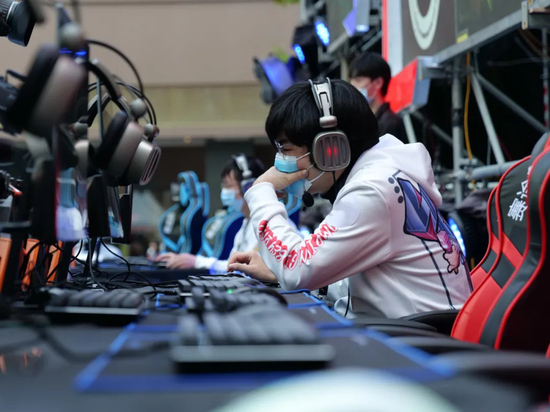 索尼PS5游戏主机因关税上涨全球涨价超一成